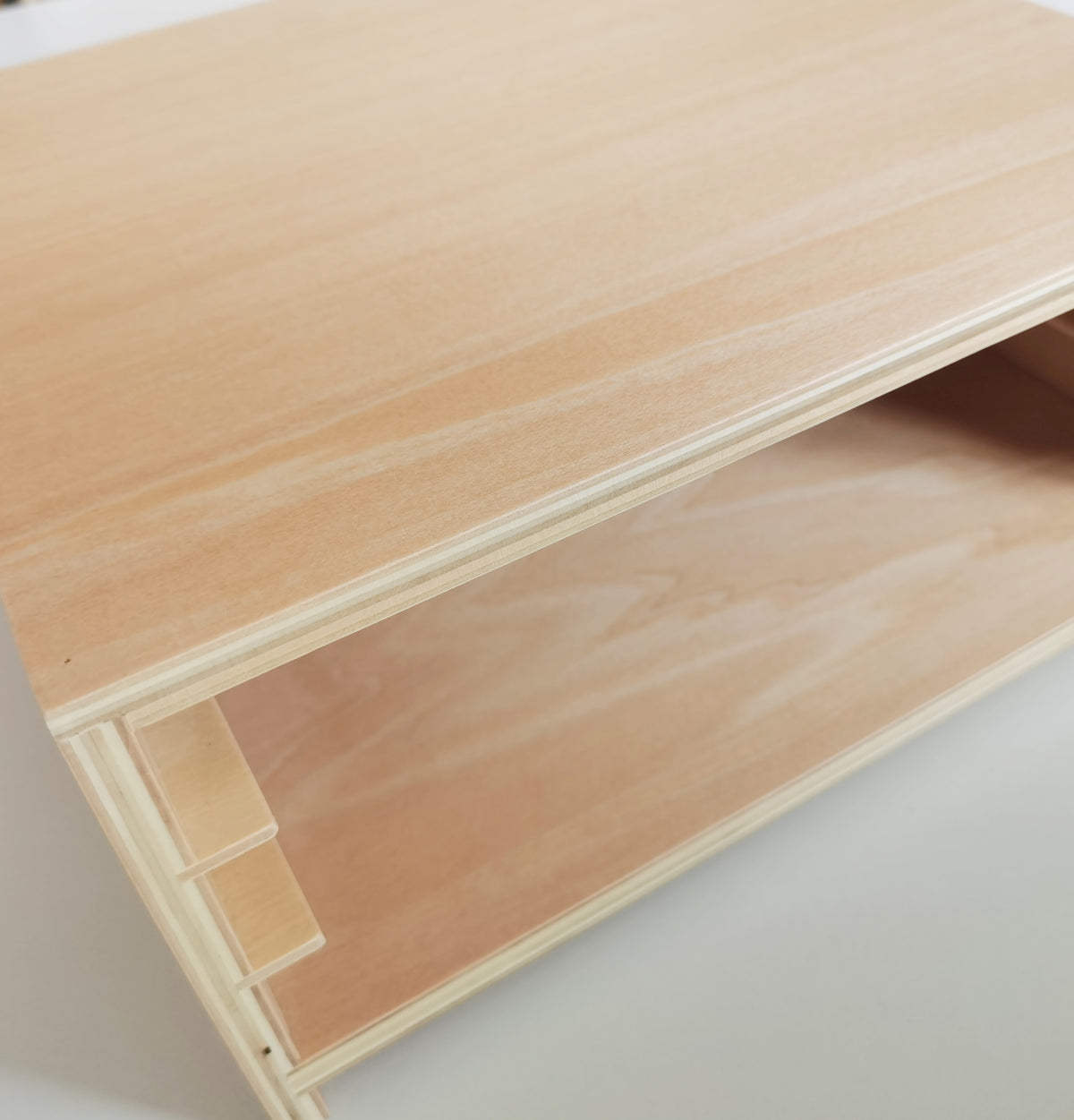 Meuble de rangement pour les puzzles des végétaux