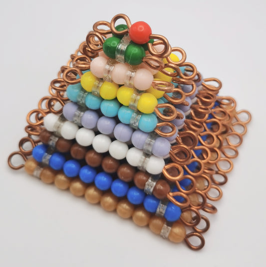 Carrés de perles colorées